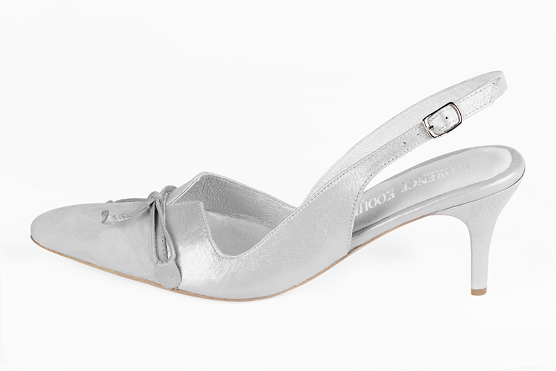Pearl grey and light silver women's open back shoes, with a knot. Tapered toe. High slim heel. Profile view - Florence KOOIJMAN